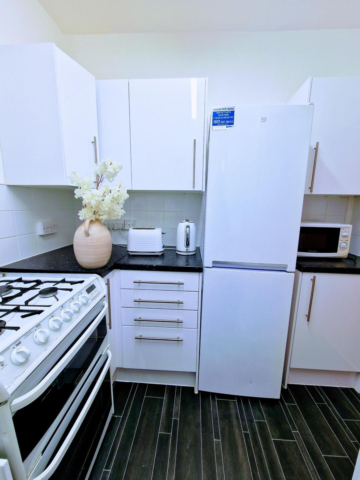 London - 1 Bedroom - 1 Bathroom - Wifi 외부 사진